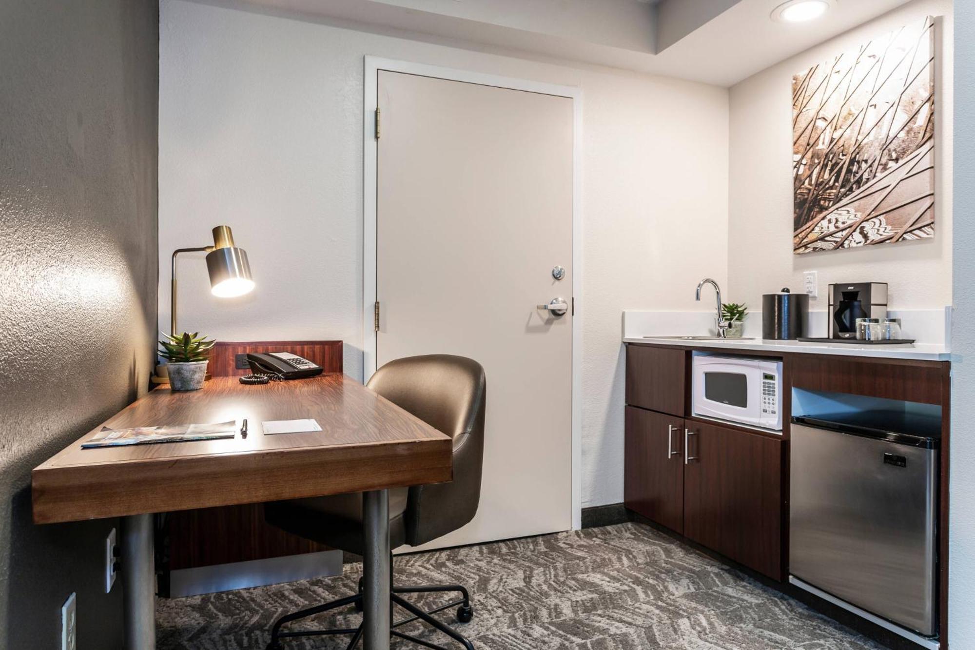 Springhill Suites By Marriott Austin The Domain Area Exterior photo